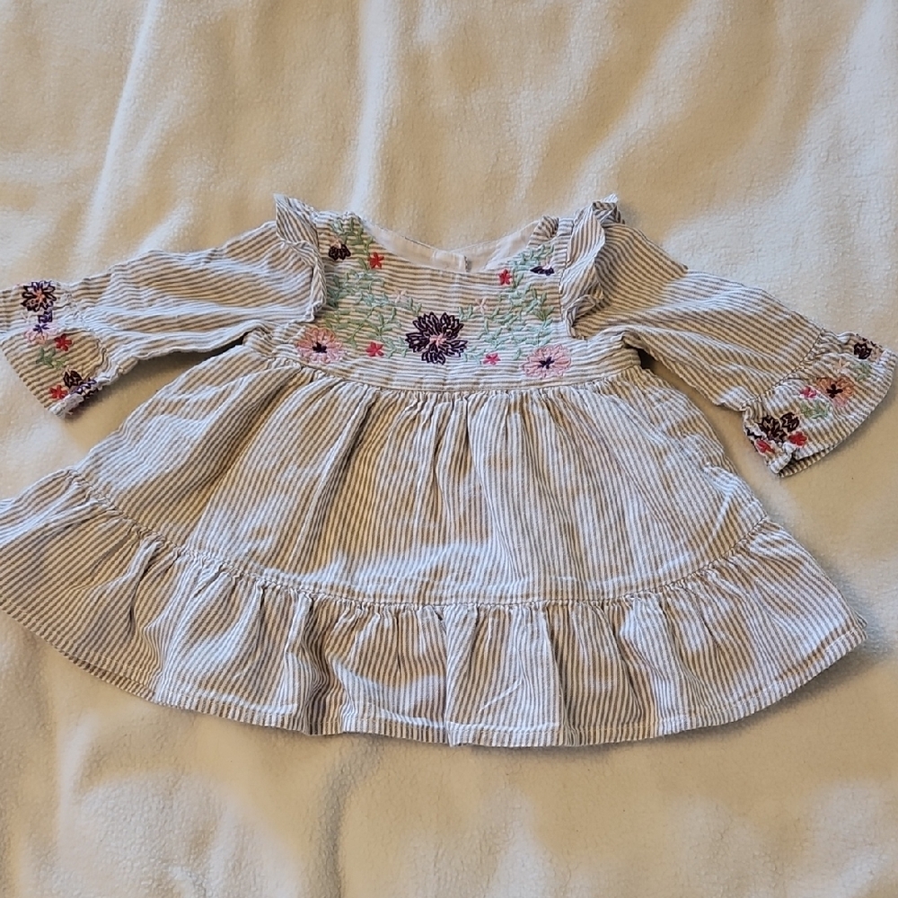 GAP Blue and White Scoop Neck Bell Sleeve Sundress